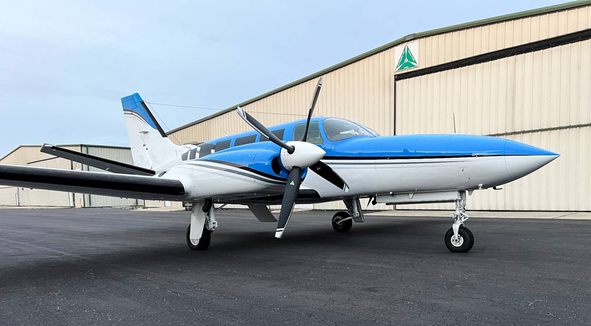 STC/stc_pic/cessna_404.jpg